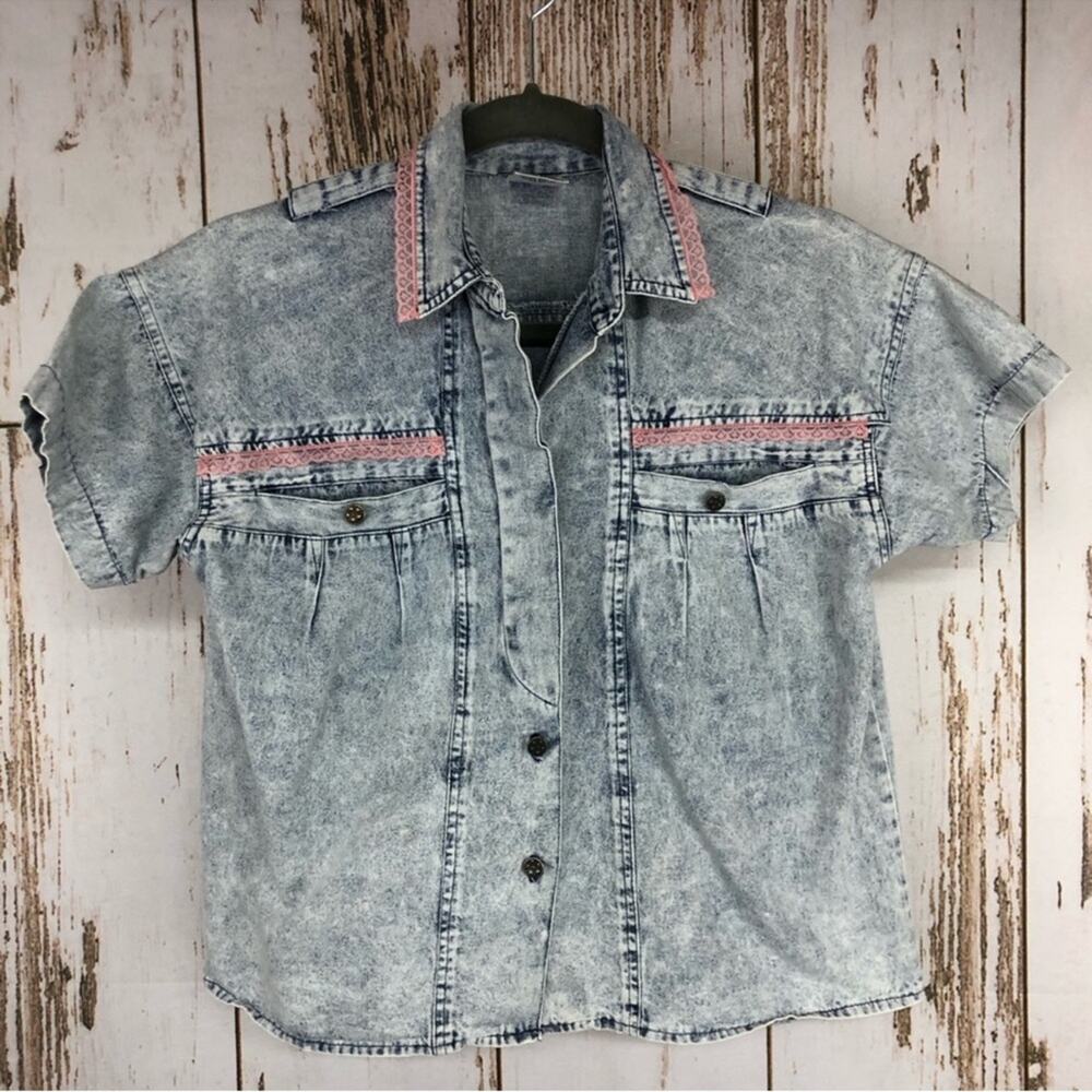 Vintage, Sister Sister Girls Shirt, L(14).  In excellent condition!!
